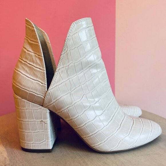 Steve Madden Rookie Bootie Bone Croc - 8 - Picture 3 of 6